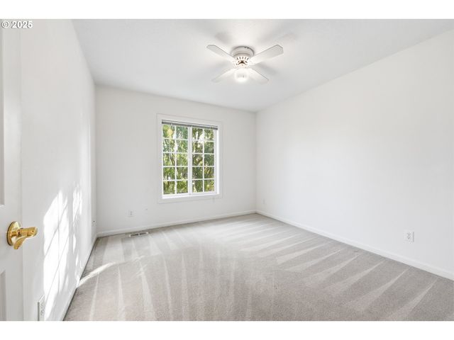 1219 Se MARLA Pl, Hillsboro, OR 97123