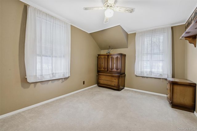 6 Oak Street, Saint James, NY 11780