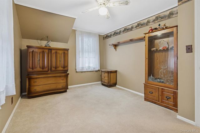 6 Oak Street, Saint James, NY 11780