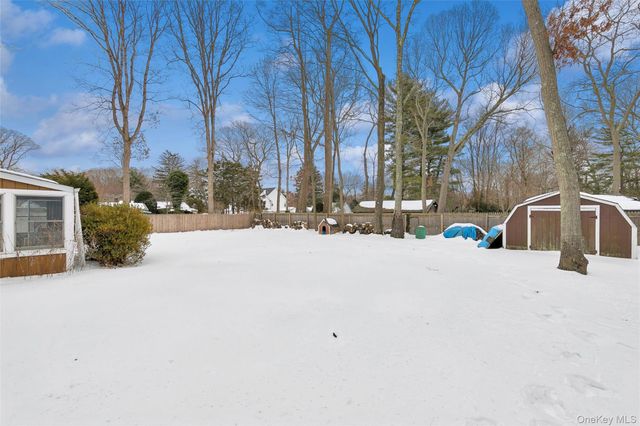 6 Oak Street, Saint James, NY 11780