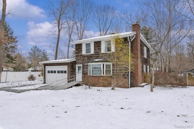 6 Oak Street, Saint James, NY 11780