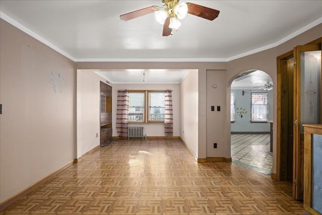 52 Harrison St, Worcester, MA 01604