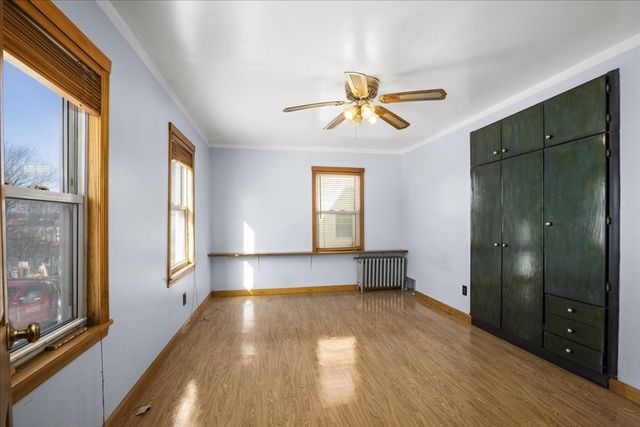 52 Harrison St, Worcester, MA 01604