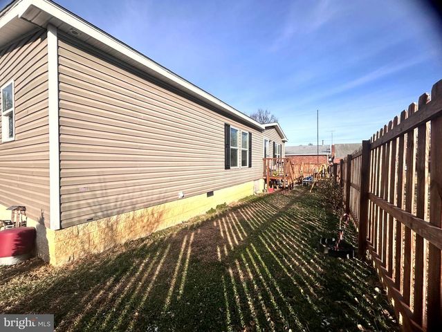 491 TRIMBLE AVE, Martinsburg, WV 25404