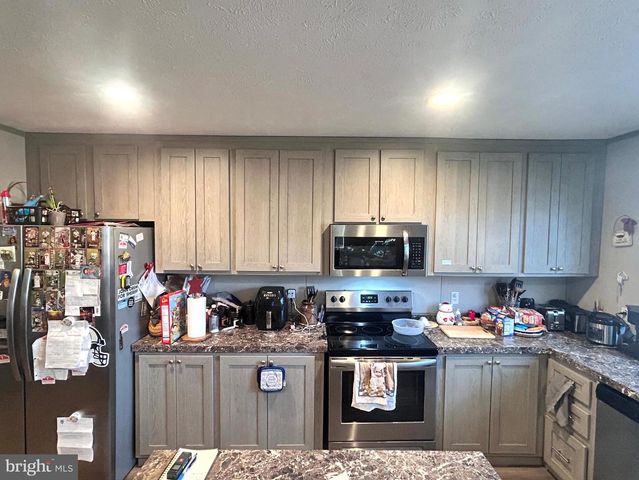 491 TRIMBLE AVE, Martinsburg, WV 25404