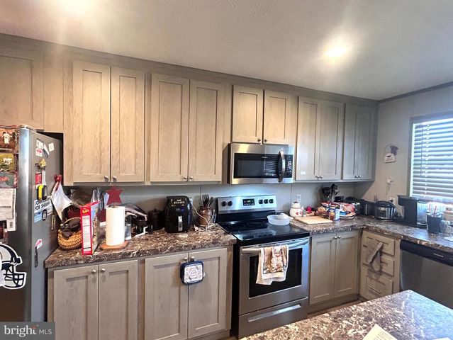 491 TRIMBLE AVE, Martinsburg, WV 25404