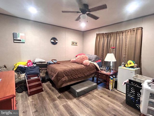 491 TRIMBLE AVE, Martinsburg, WV 25404