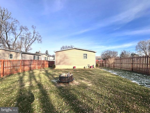 491 TRIMBLE AVE, Martinsburg, WV 25404