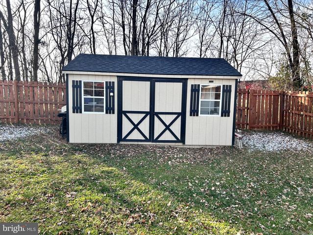 491 TRIMBLE AVE, Martinsburg, WV 25404