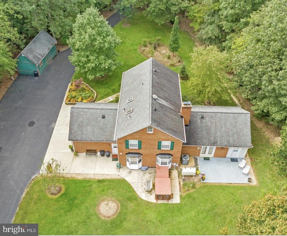 8580 CRAIN HWY, La Plata, MD 20646