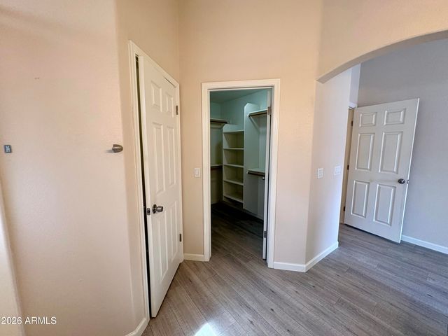 8556 W CAROL Avenue, Peoria, AZ 85345