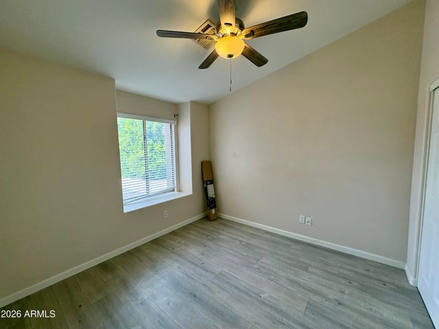 8556 W CAROL Avenue, Peoria, AZ 85345