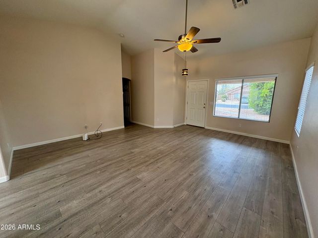 8556 W CAROL Avenue, Peoria, AZ 85345