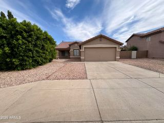 8556 W CAROL Avenue, Peoria, AZ 85345