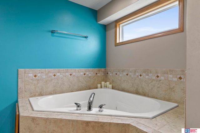 5408 N 15th Street, Lincoln, NE 68521