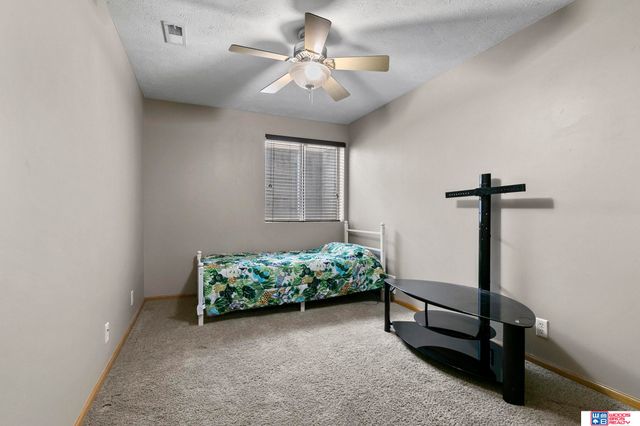 5408 N 15th Street, Lincoln, NE 68521