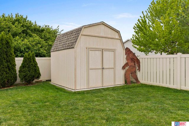 5408 N 15th Street, Lincoln, NE 68521