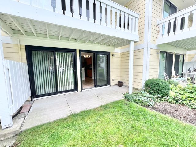 1166 Buckingham Road C1, Wheeling, IL 60090