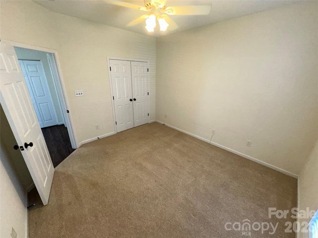 4047 Center Place Drive, Harrisburg, NC 28075