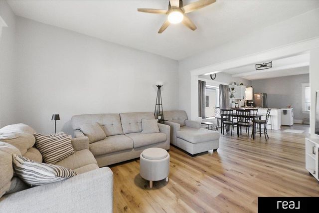 2832 Avenue B Avenue, Council Bluffs, IA 51501