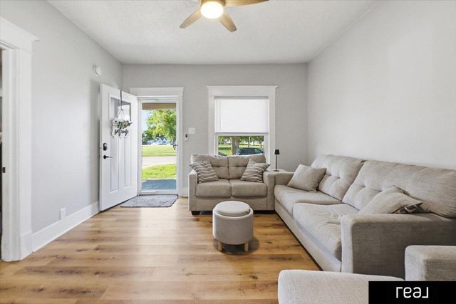 2832 Avenue B Avenue, Council Bluffs, IA 51501