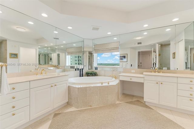 13627 Deering Bay Dr 1004, Coral Gables, FL 33158