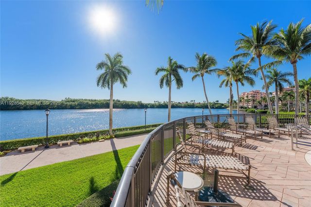 13627 Deering Bay Dr 1004, Coral Gables, FL 33158