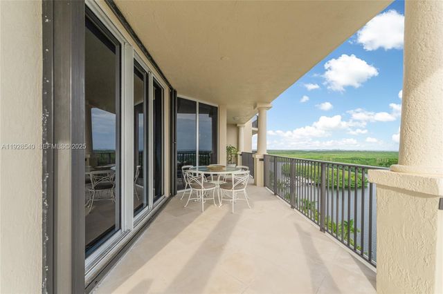 13627 Deering Bay Dr 1004, Coral Gables, FL 33158