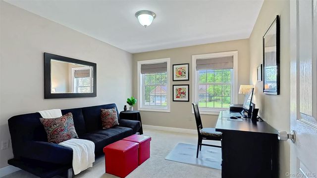 28 Madison Court, Wallkill, NY 12589