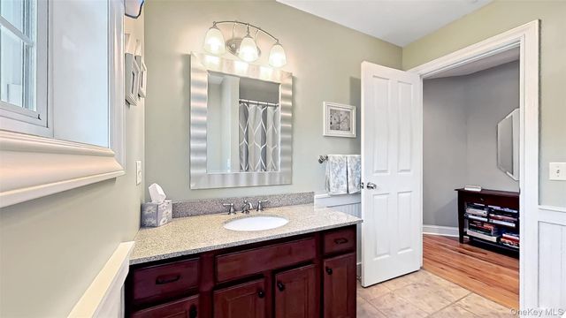 28 Madison Court, Wallkill, NY 12589