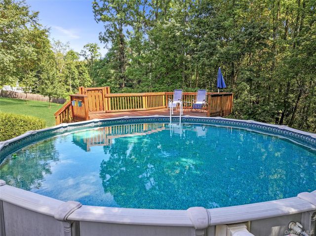 28 Madison Court, Wallkill, NY 12589