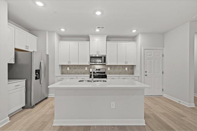 807 Conifer Court, Pendleton, SC 29670