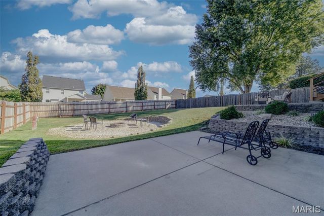 415 Lantana Lane, St Peters, MO 63376
