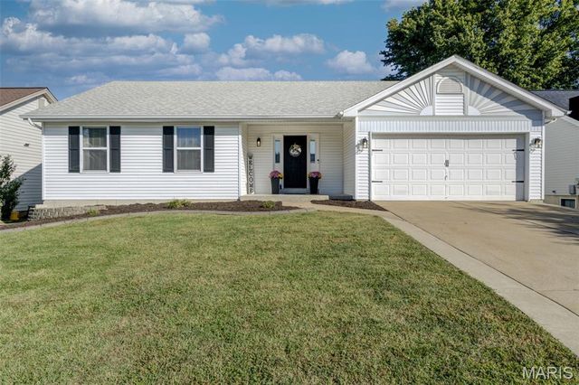 415 Lantana Lane, St Peters, MO 63376