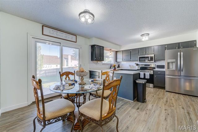 415 Lantana Lane, St Peters, MO 63376