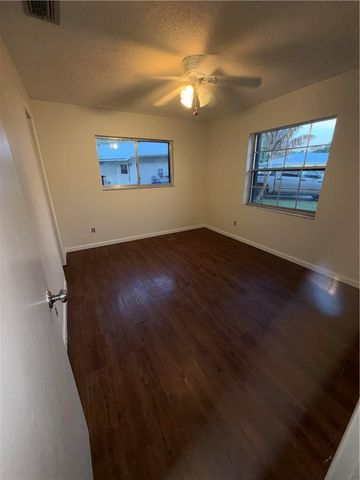 2426 4th Place, Vero Beach, FL 32962