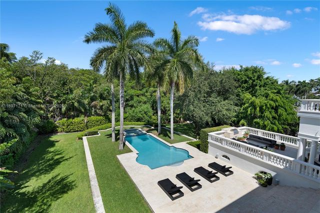 26 Tahiti Beach Island Rd, Coral Gables, FL 33143