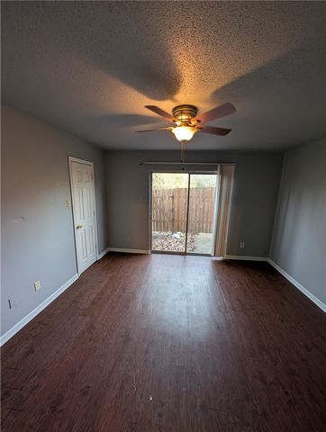 4123 Old Hearne Road, Bryan, TX 77803