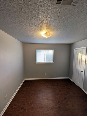 4123 Old Hearne Road, Bryan, TX 77803
