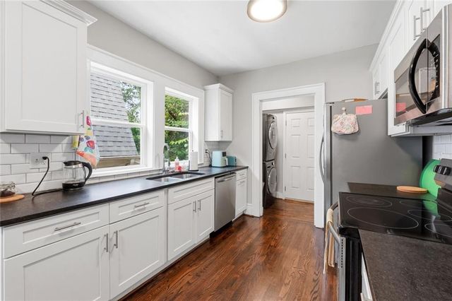 1585 Olympian Circle SW, Atlanta, GA 30310