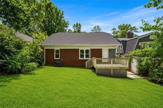 1585 Olympian Circle SW, Atlanta, GA 30310