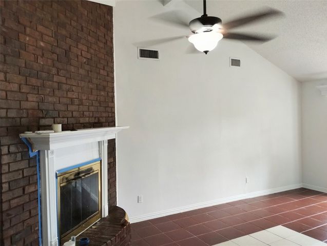 704 Manhattan Drive, Dallas, TX 75217