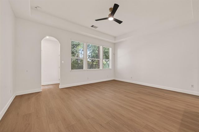 34 Wood Drake Pl, Tomball, TX 77375