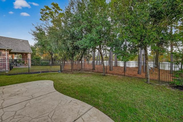 34 Wood Drake Pl, Tomball, TX 77375