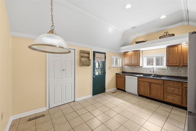 1826 Jancey St, Morningside, PA 15206