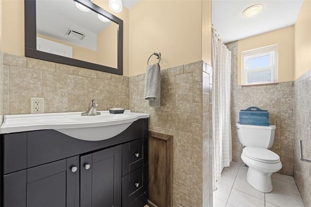 1826 Jancey St, Morningside, PA 15206