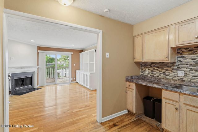 1935 Gardiner Ln D62, Louisville, KY 40205