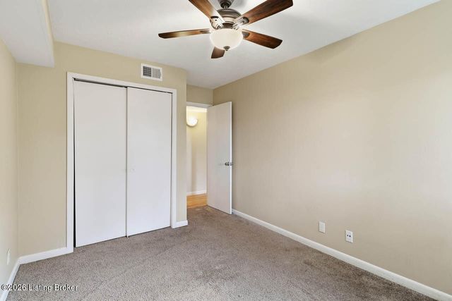 1935 Gardiner Ln D62, Louisville, KY 40205