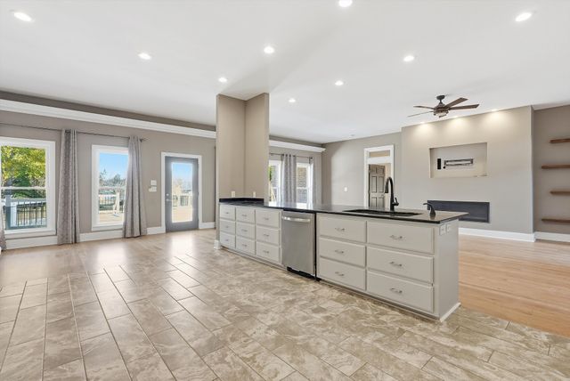 2005 Alan John Way, Lebanon, TN 37087