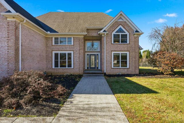 2005 Alan John Way, Lebanon, TN 37087